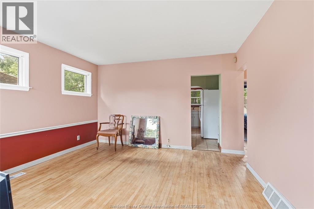 1535 BUCKINGHAM DRIVE - Image 6