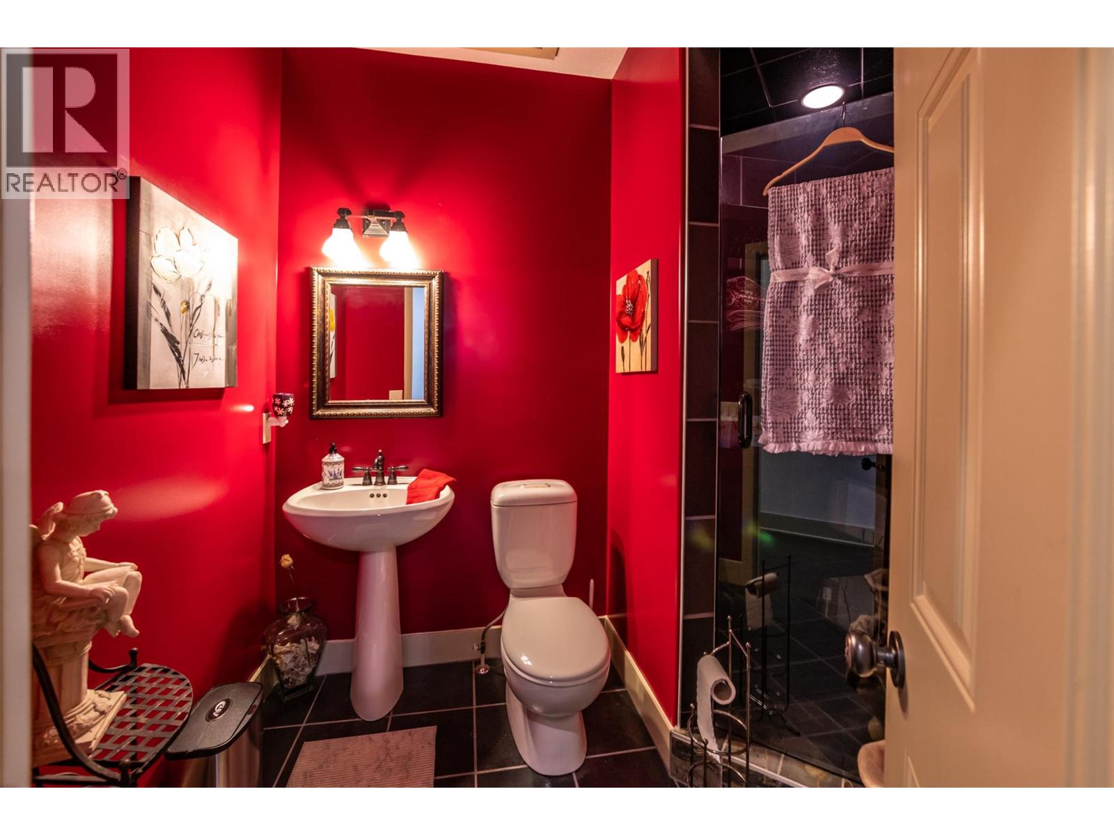 180 Peregrine Court - 16