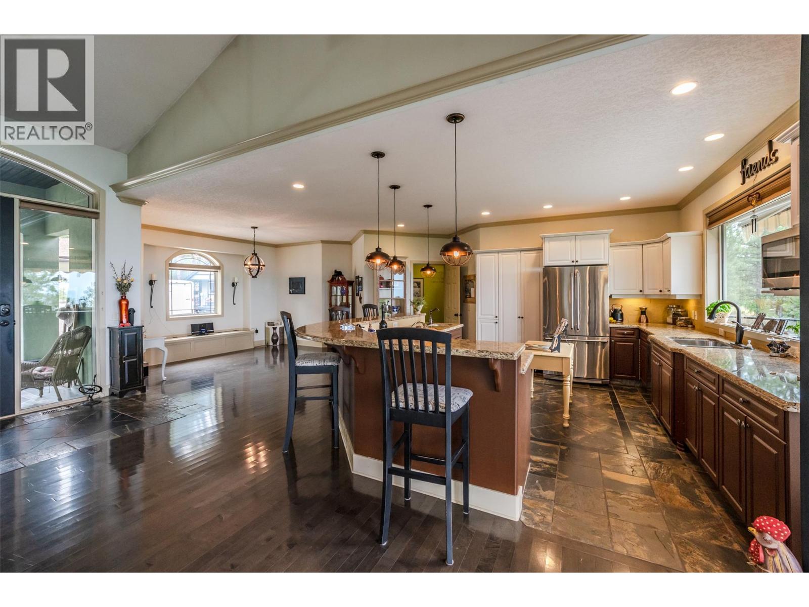 180 Peregrine Court, Osoyoos