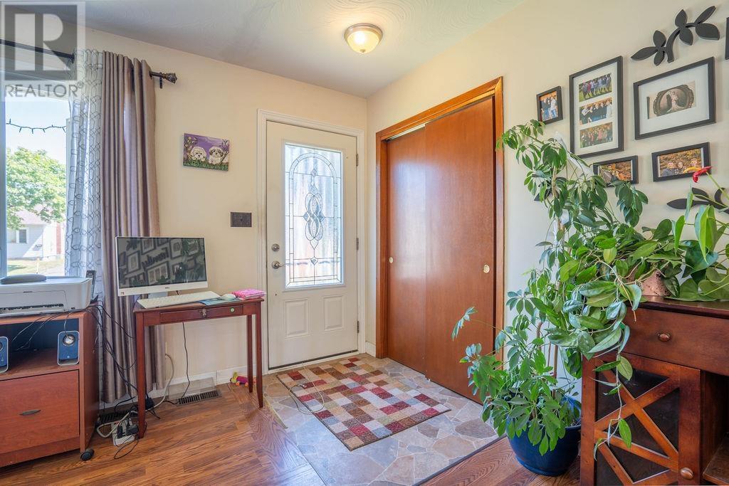 265 Borden AVE - Image 18