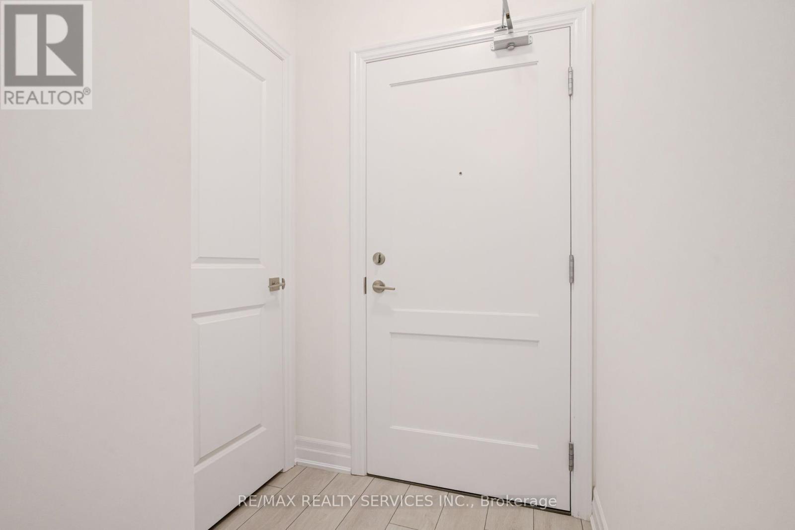 #308 30 ELM DRIVE W - Image 48