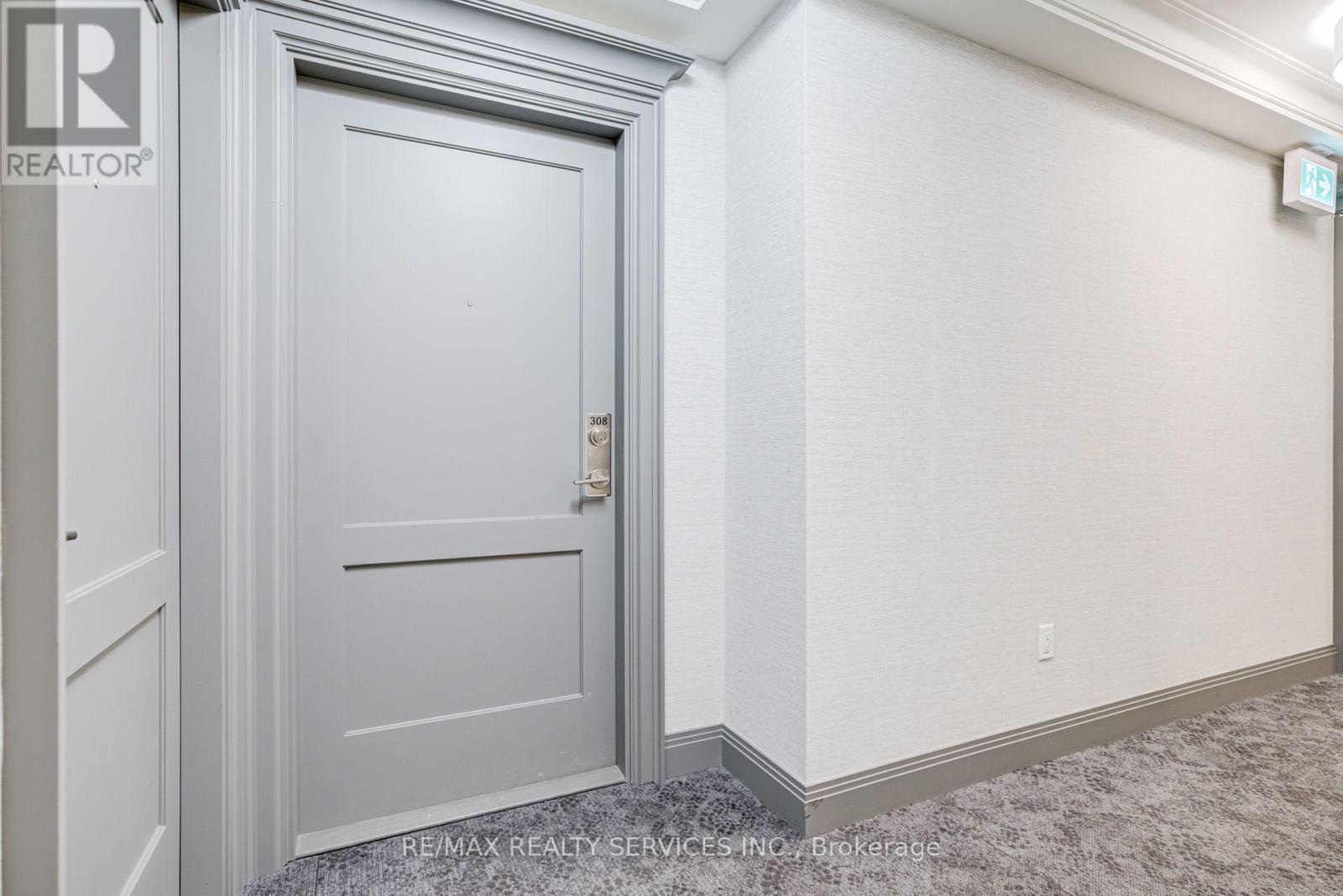#308 30 ELM DRIVE W - Image 49