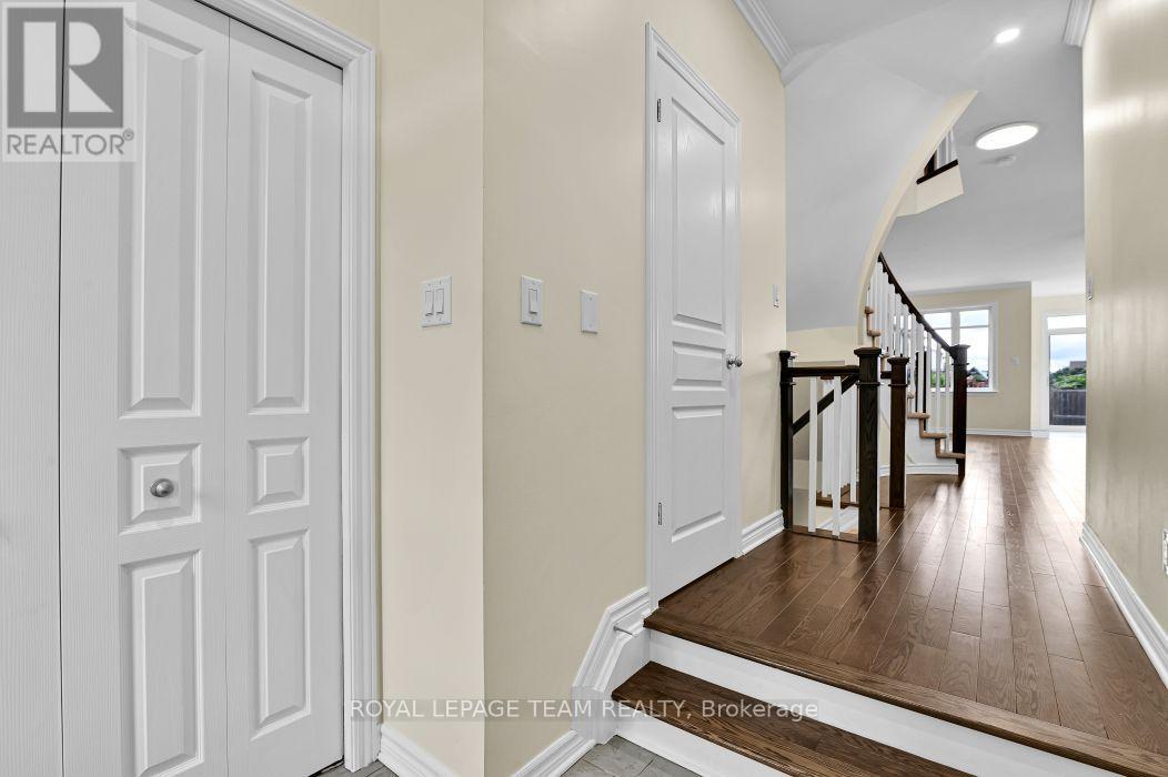3 Bed, 3 Bath House for Rent in Ottawa – 34 TORBEC AVENUE E, Ottawa – MLS# X13681426 - Image 5