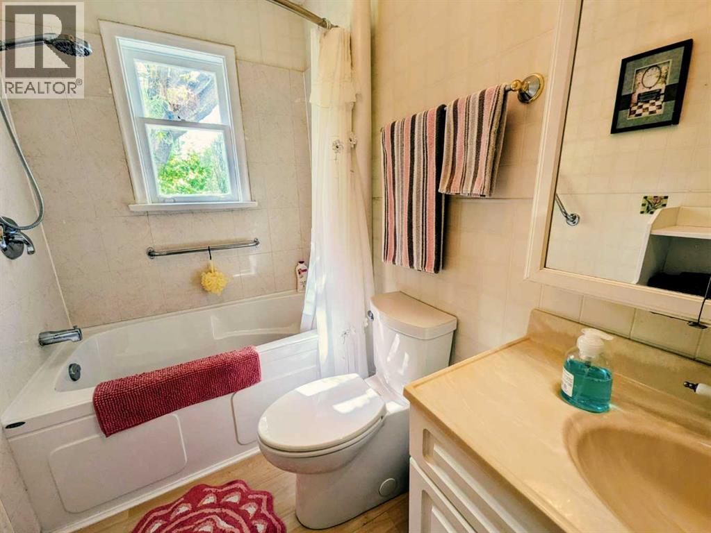 4814 52 Street - Image 22