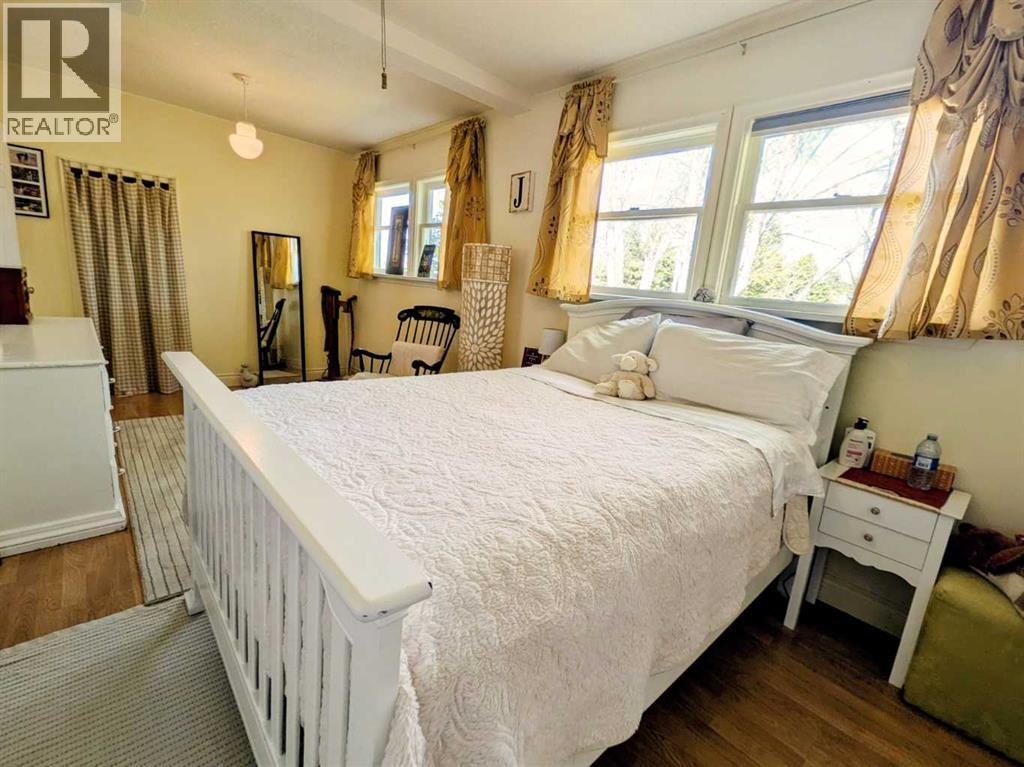 4814 52 Street - Image 18