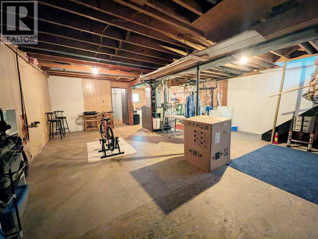 4814 52 Street - Image 24
