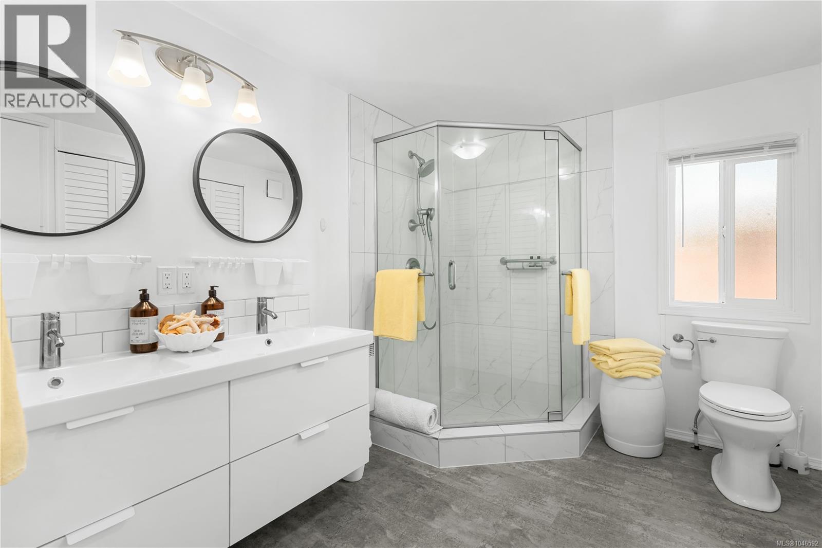 #94 7701 Central Saanich Rd - Image 16