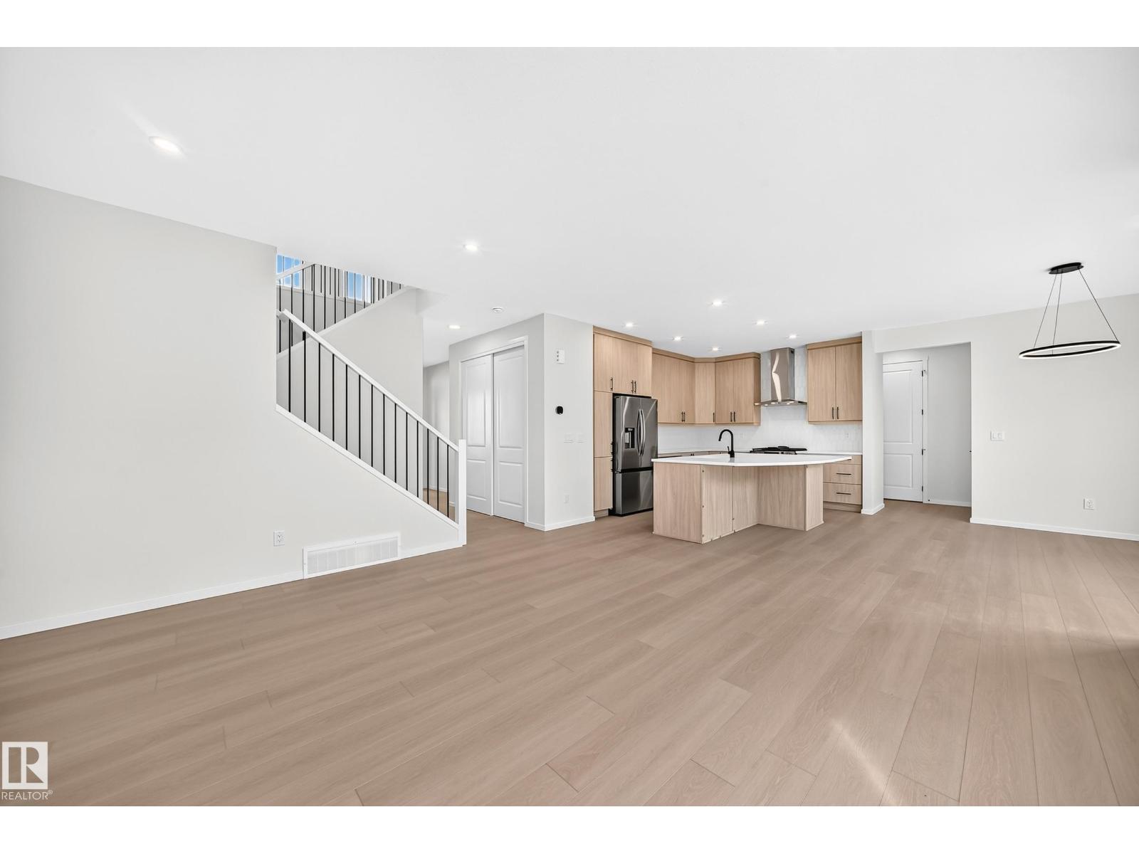 1512 205 ST NW - Image 19