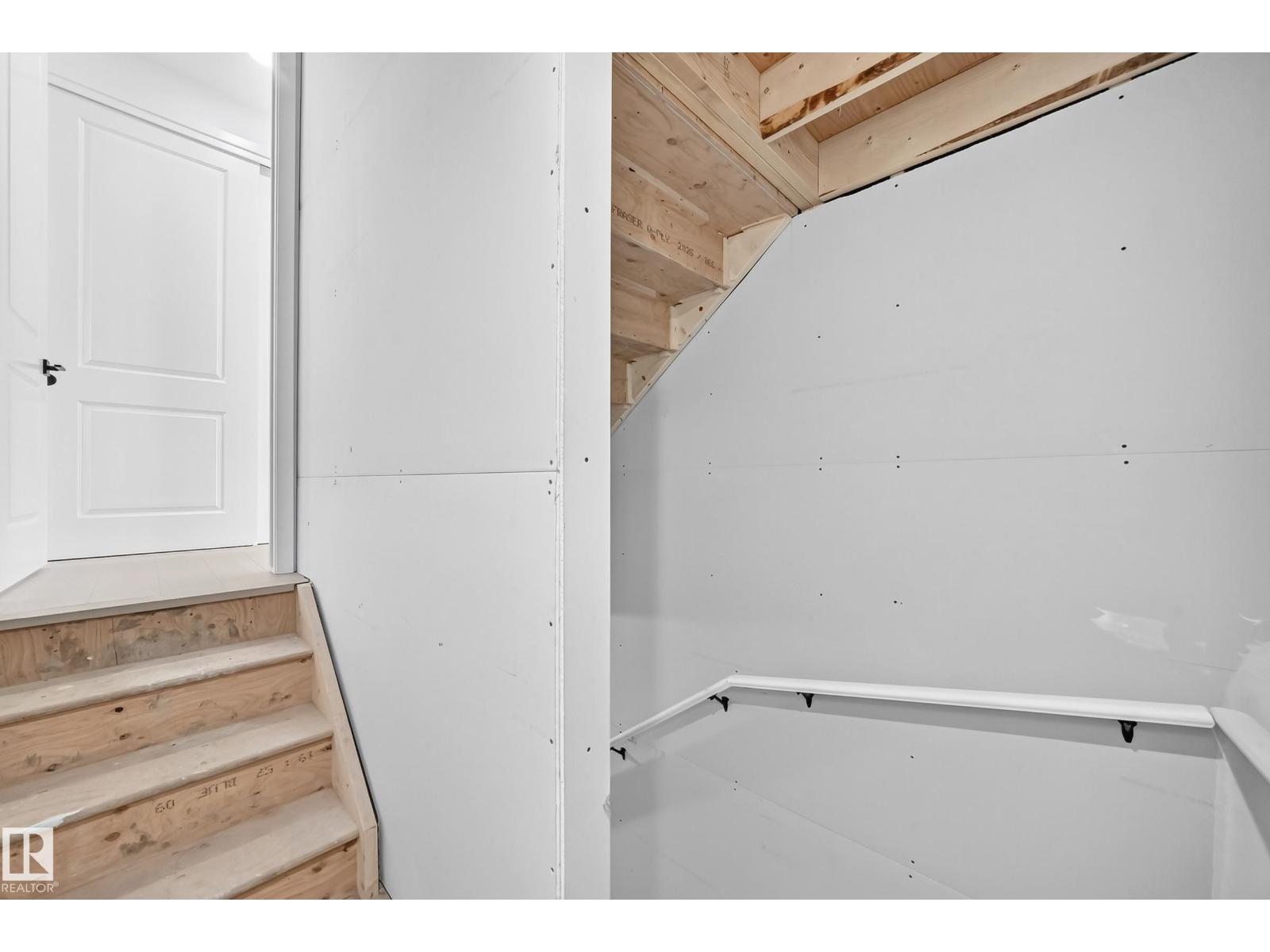 1512 205 ST NW - Image 55