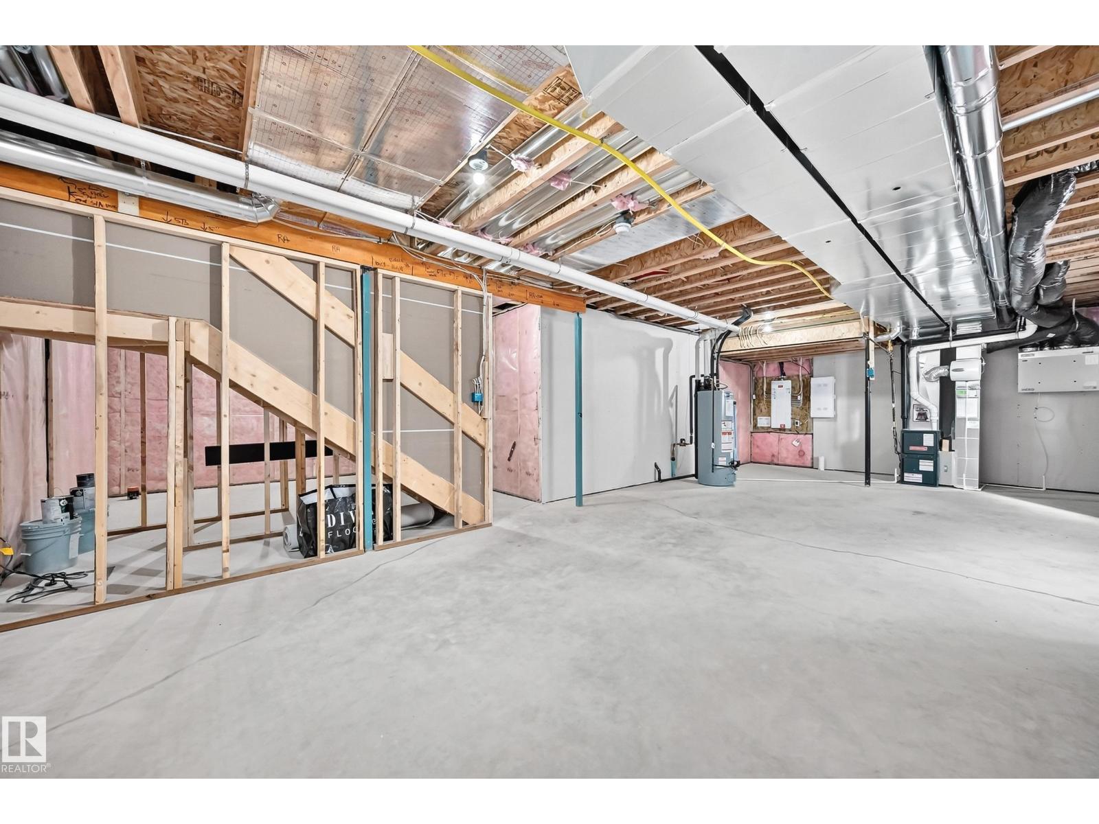 1512 205 ST NW - 59