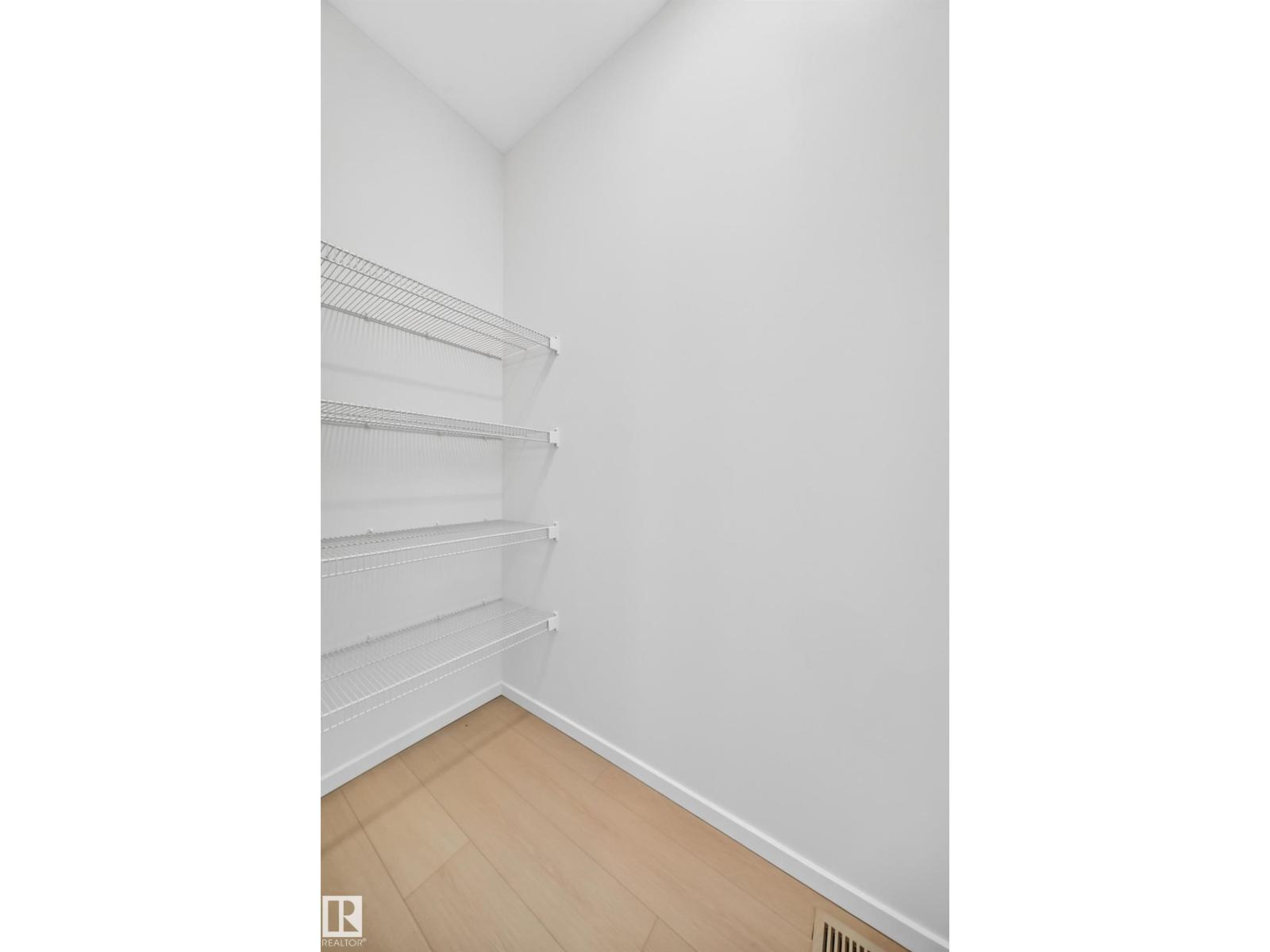 1512 205 ST NW - Image 26