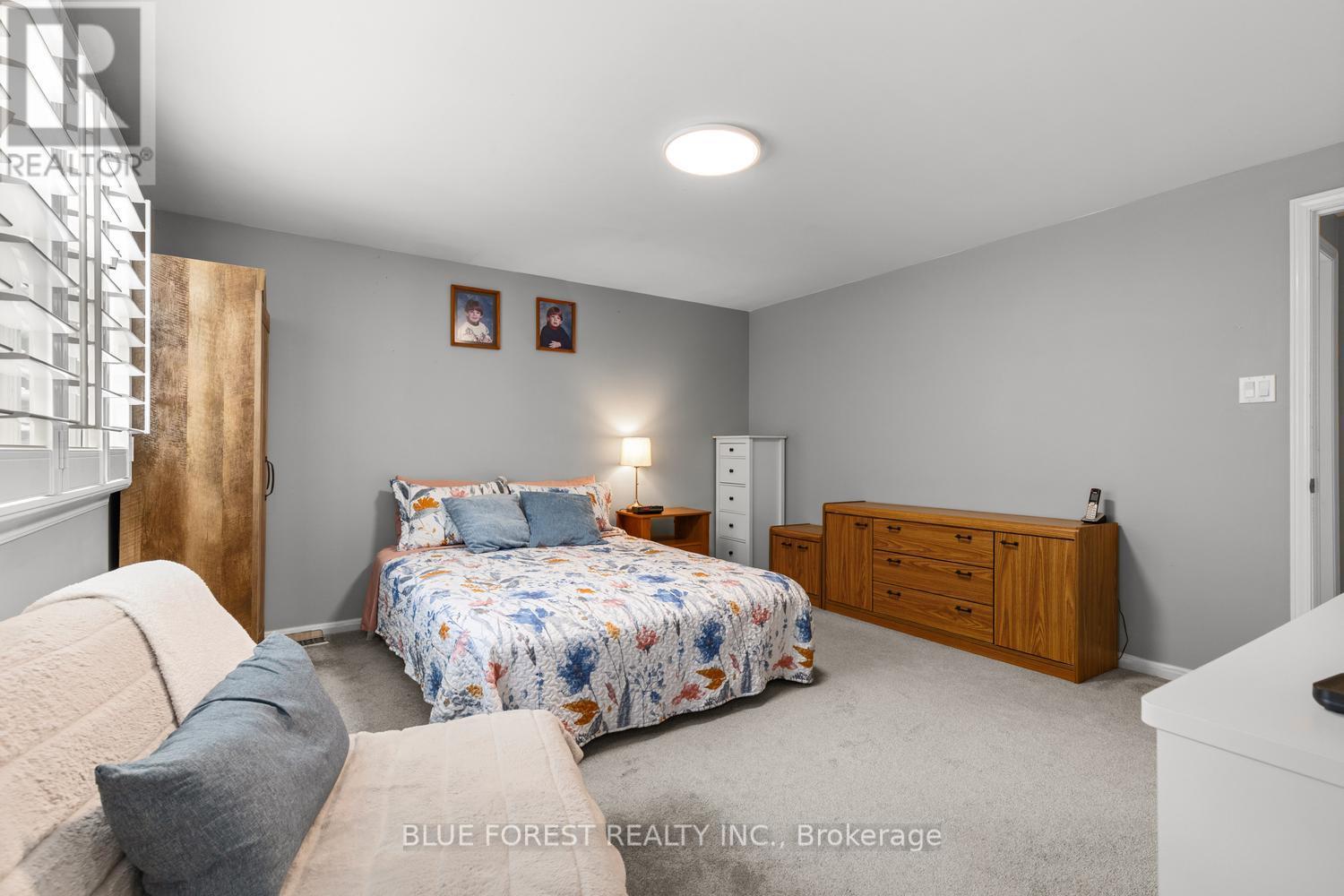 92 SALEM COURT - Image 32