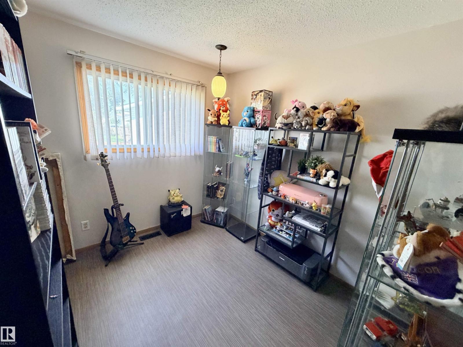 4422 45B ST - 19