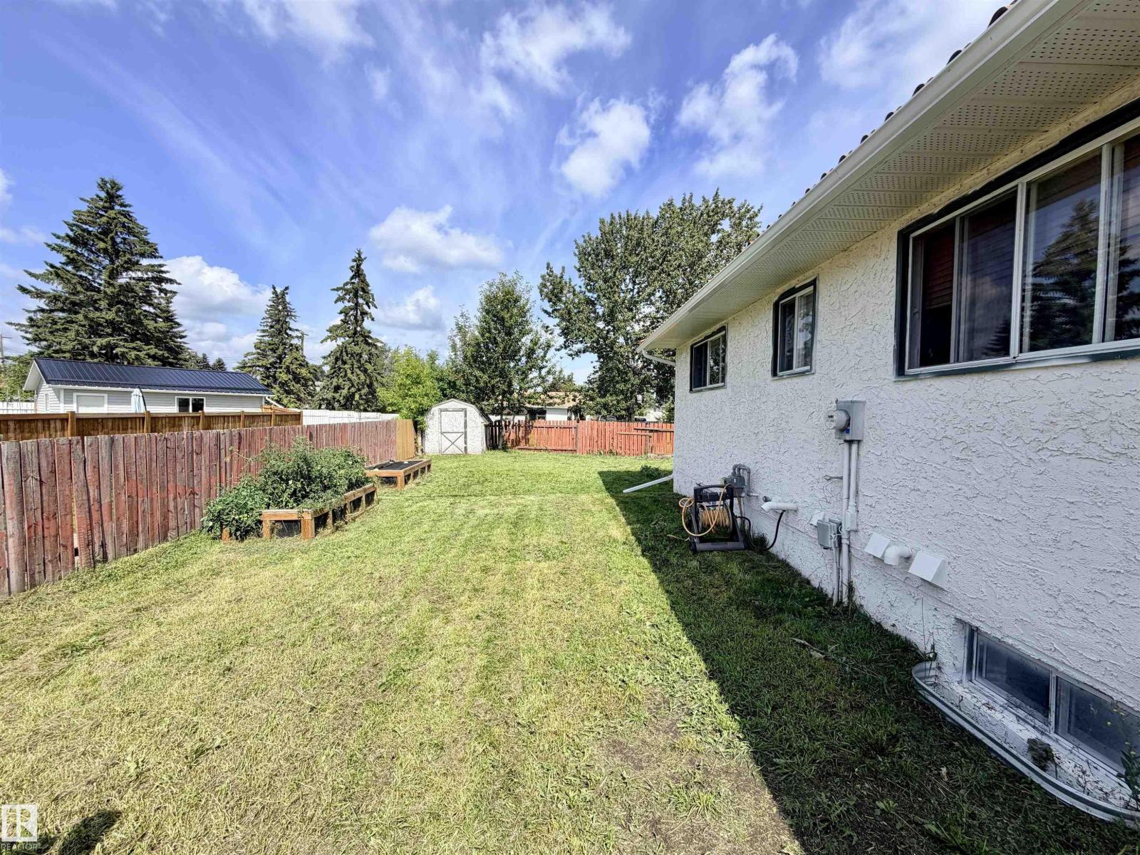 4422 45B ST - Image 41