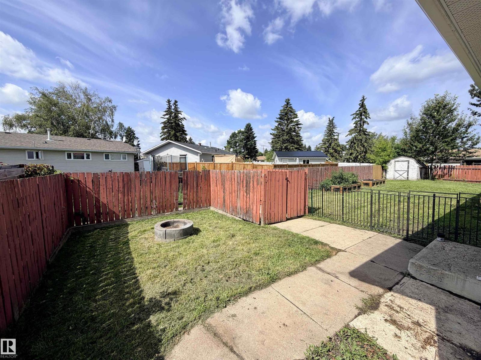 4422 45B ST - Image 40