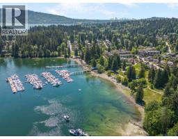 2558 Panorama Drive, North Vancouver, BC V7G1V5 Photo 7