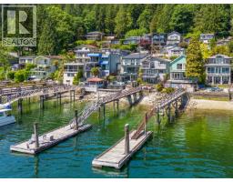 2558 Panorama Drive, North Vancouver, BC V7G1V5 Photo 8
