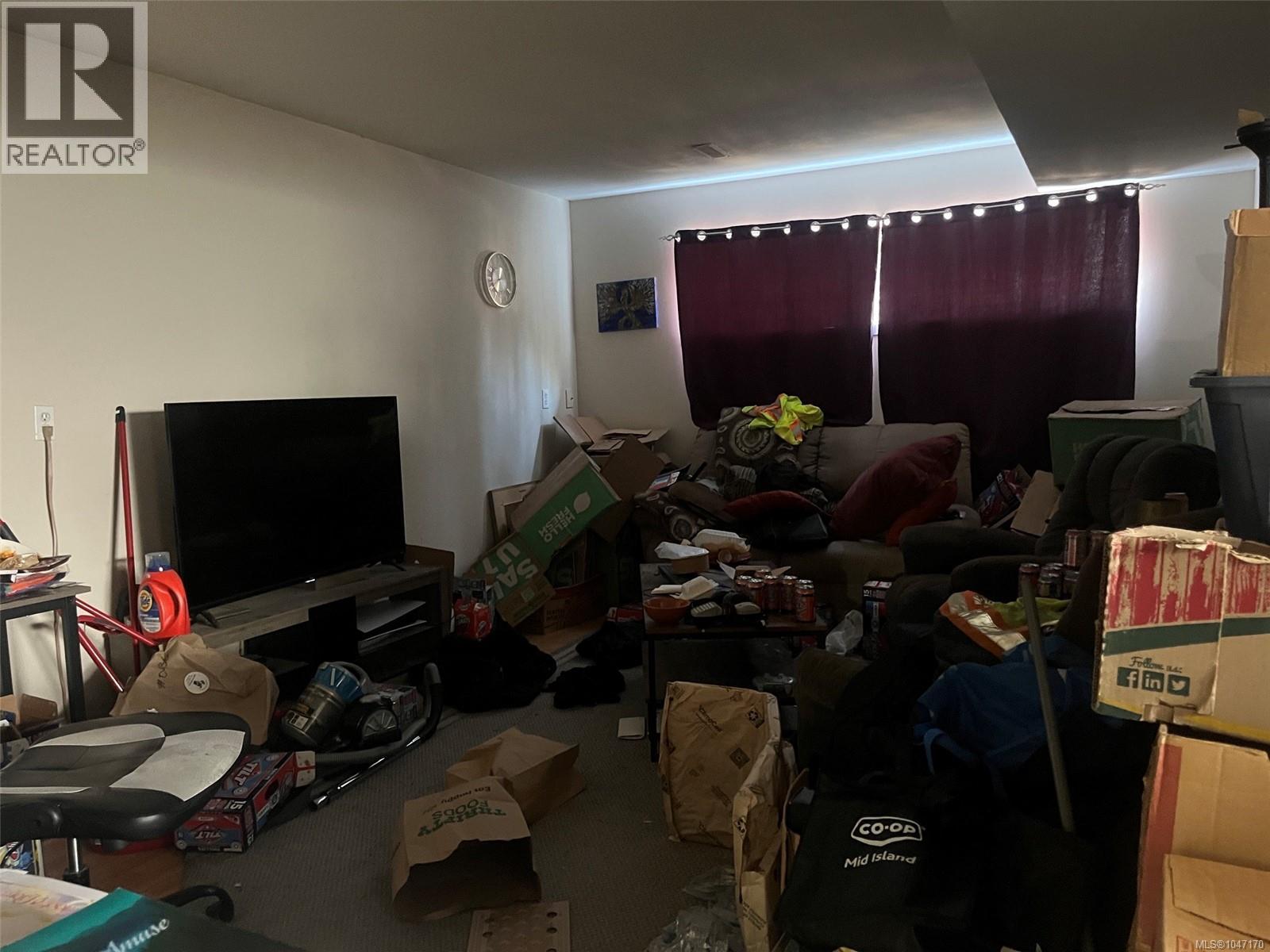 61 View St - 21