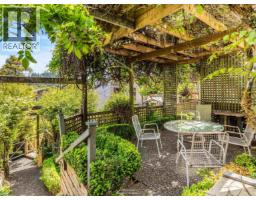2558 Panorama Drive, North Vancouver, BC V7G1V5 Photo 17