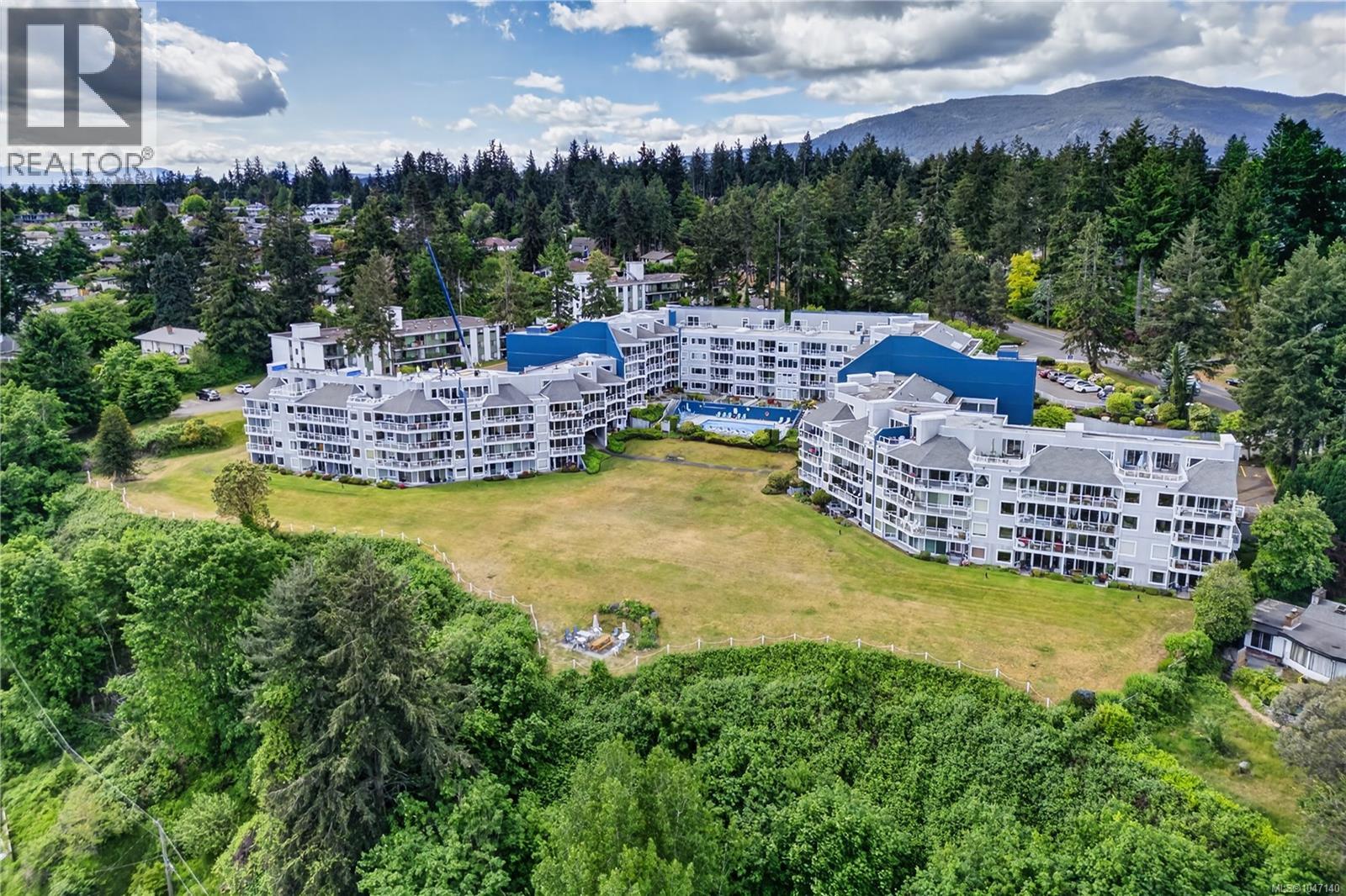 #310 2560 Departure Bay Rd - Image 44