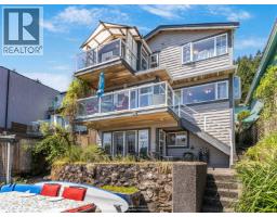 2558 Panorama Drive, North Vancouver, BC V7G1V5 Photo 21