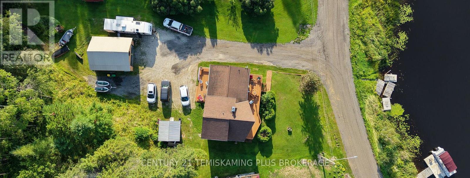 65 LAKESHORE AVENUE - 39