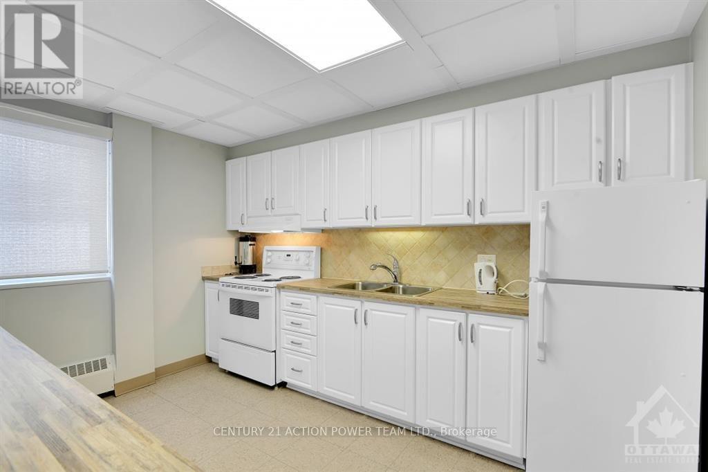1 Bed, 1 Bath House for Sale in Ottawa – 1006 – 915 ELMSMERE ROAD, Ottawa – MLS# X13687186 - Image 32