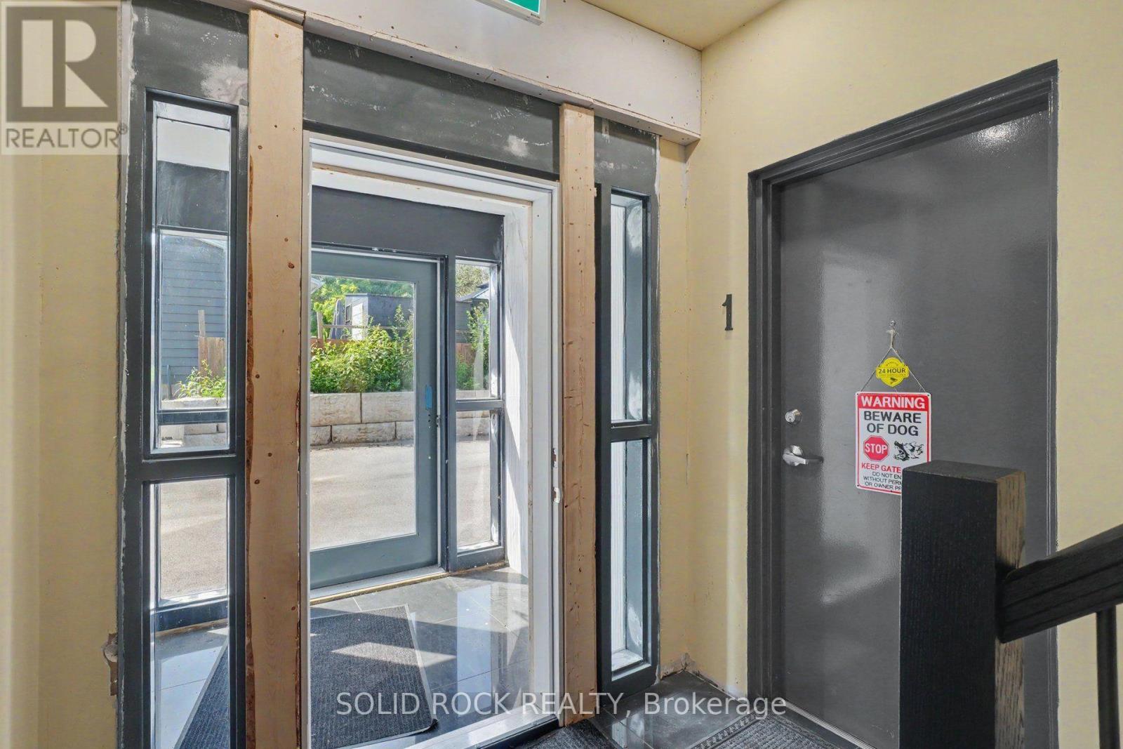 117 DRUMMOND STREET W - 2
