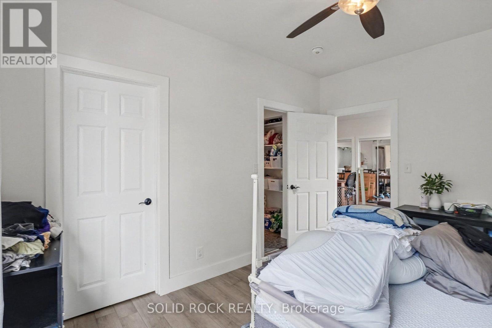 117 DRUMMOND STREET W - 23