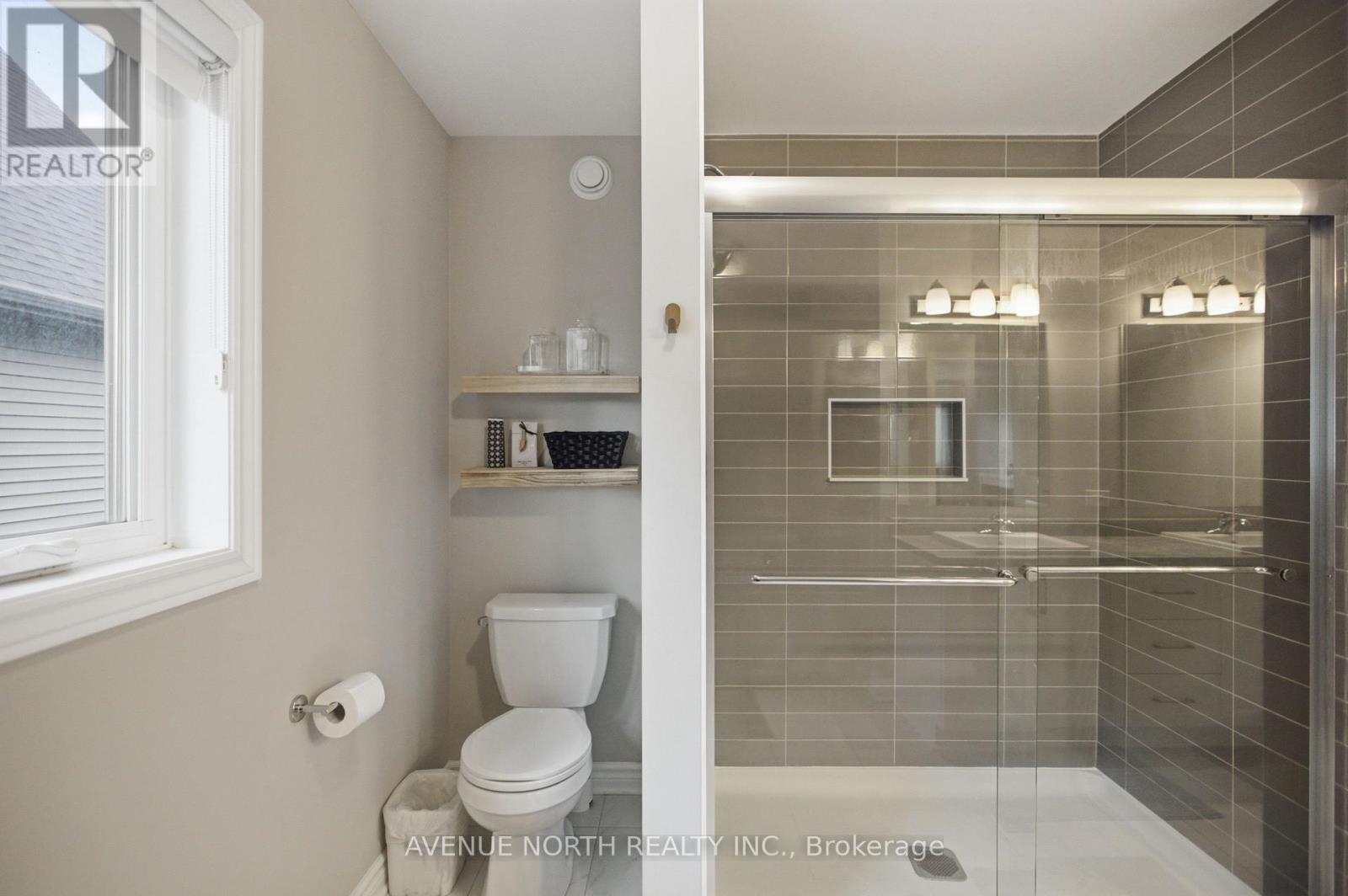 3 Bed, 3 Bath House for Sale in Ottawa – 275 TROLLIUS WAY, Ottawa – MLS# X13687316 - Image 23