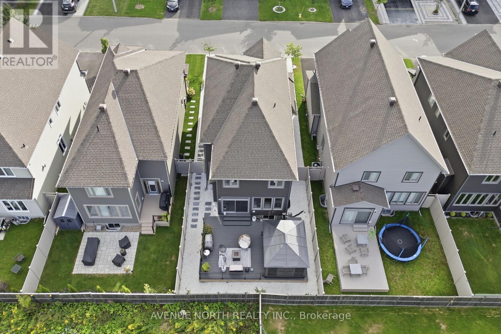 3 Bed, 3 Bath House for Sale in Ottawa – 275 TROLLIUS WAY, Ottawa – MLS# X13687316 - Image 36