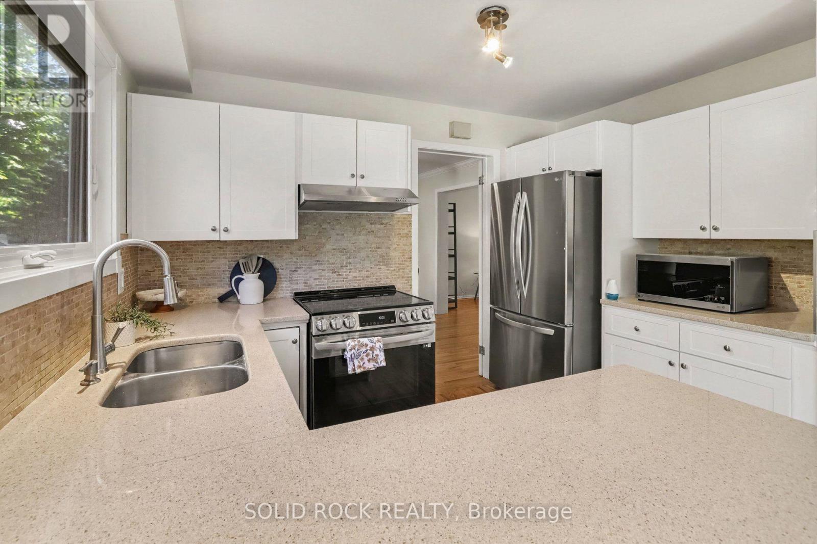 1599 FEATHERSTON DRIVE - 8