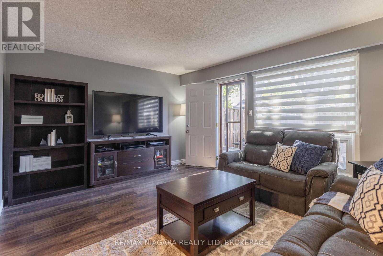 #67 25 LINFIELD DRIVE - Image 10