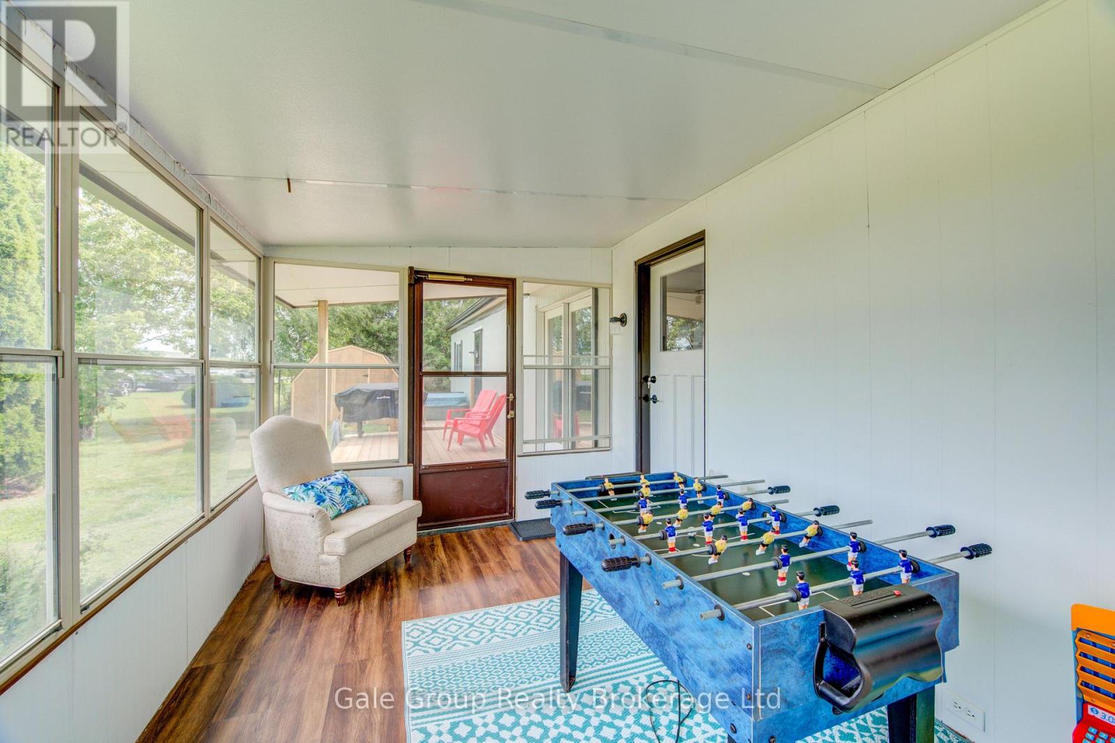 32 PINEVIEW AVE AVENUE - 17