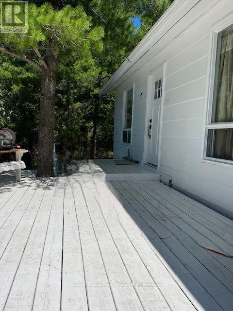 82 JESSUP ISLAND - 10