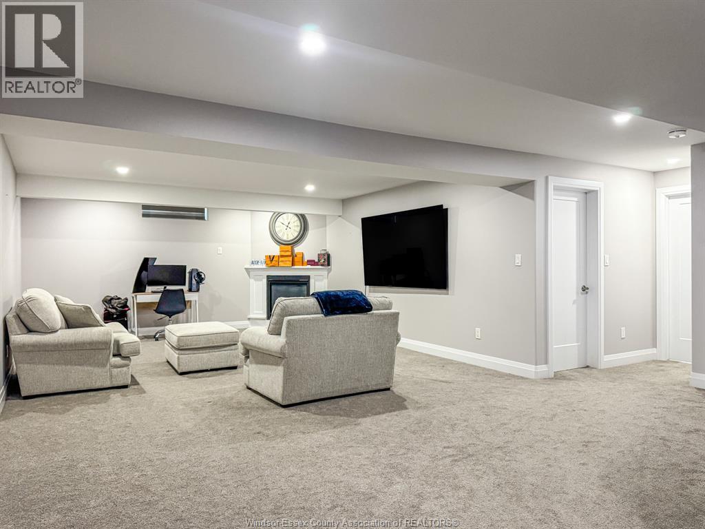 2606 CLEARWATER - Image 28