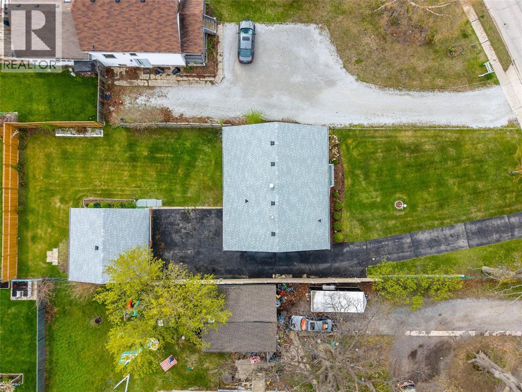 1003 MICHIGAN AVENUE - 38