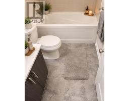 8 - 145 Tapscott Road, Toronto, ON M1B0E8 Photo 8