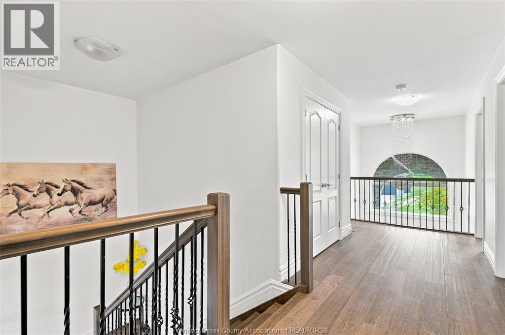 335 BENSON COURT - 25