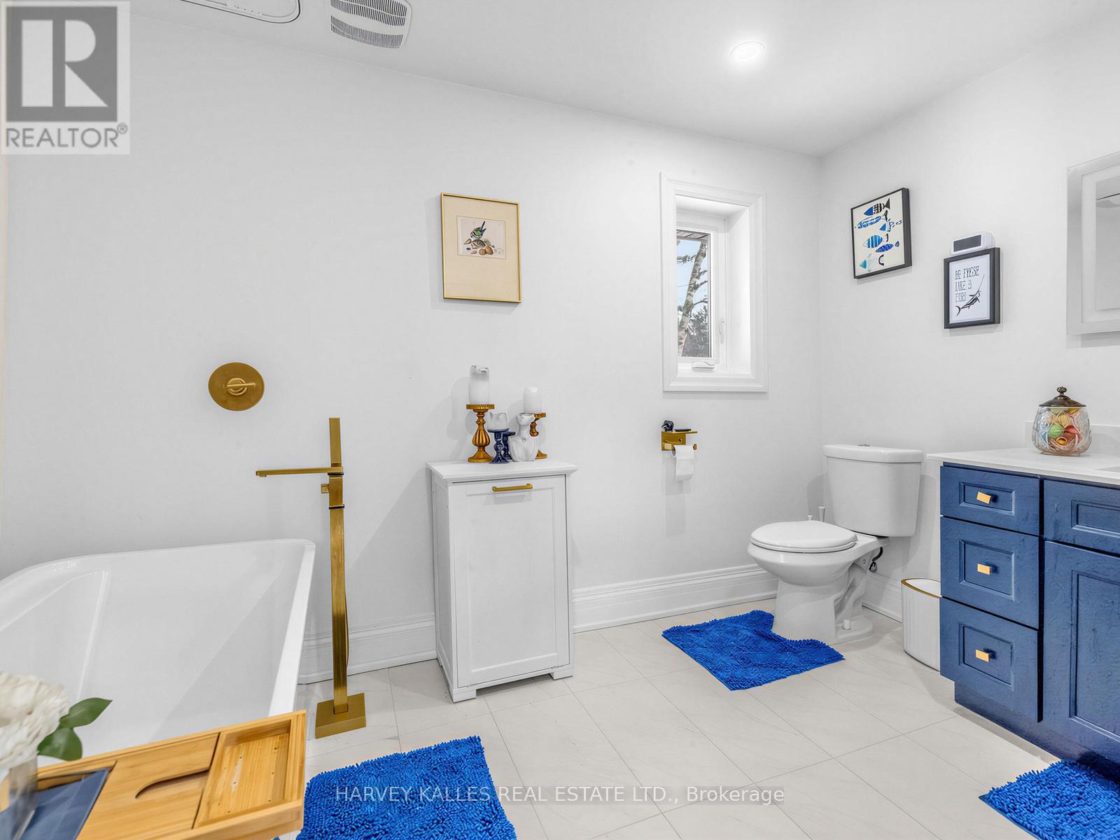 123 SAND ROAD - 12