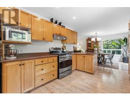14 Centro Court, Georgina, ON L4P3C8 Photo 12