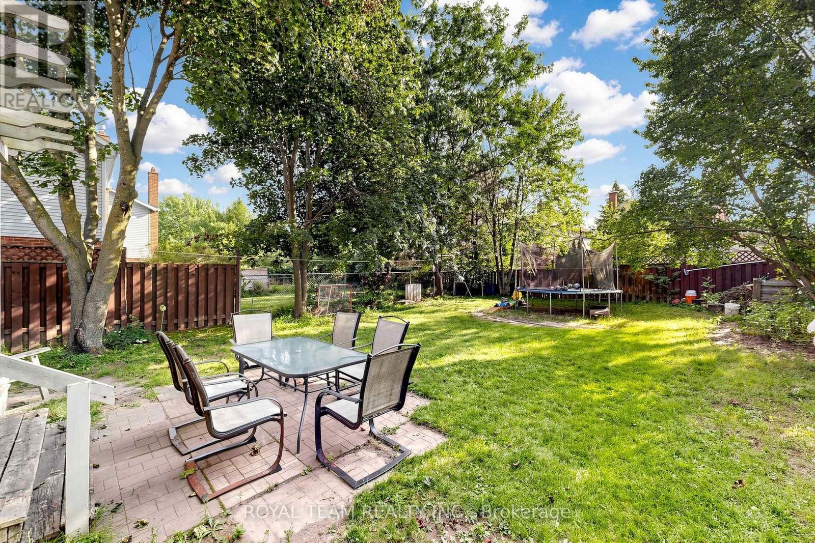 28 AILSA DRIVE - 30