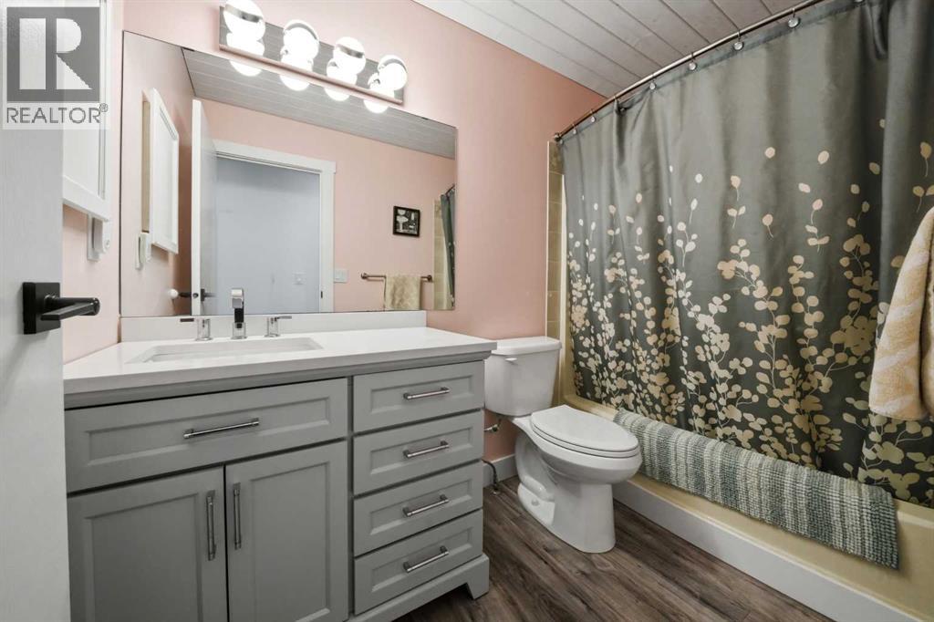 19, 26534 Township Road 384 - Image 44