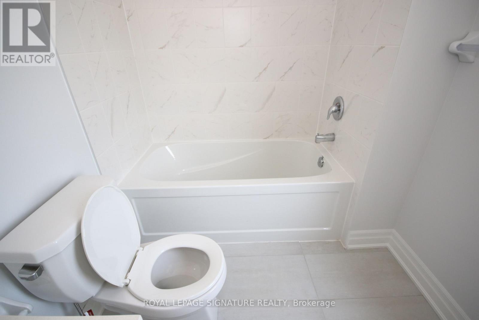 131 UNION BOULEVARD - Image 12