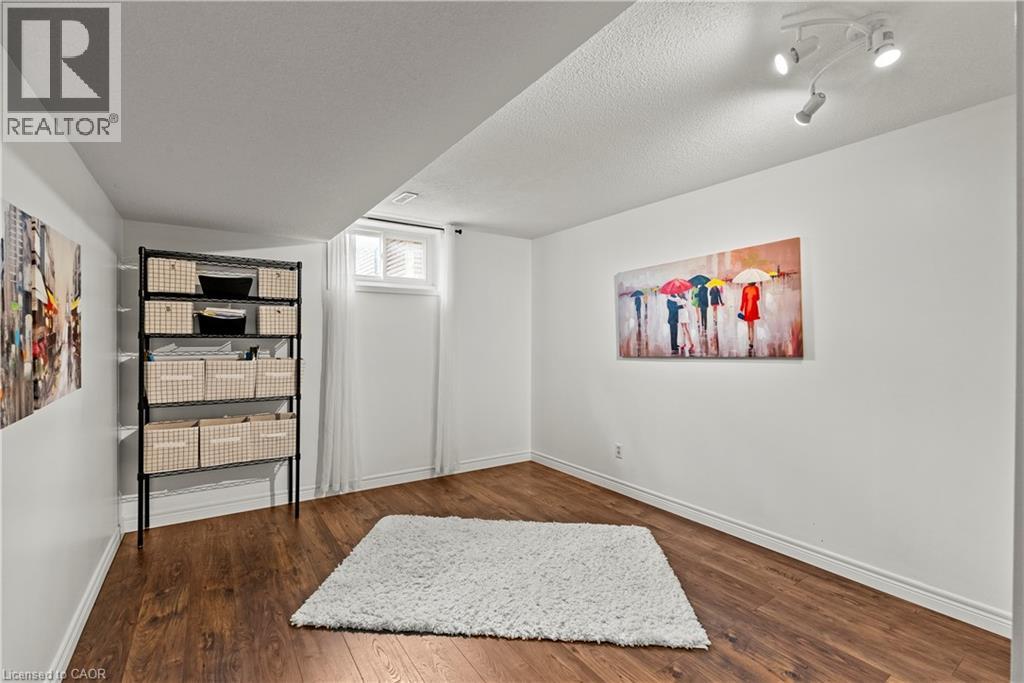 87 MONTE Drive - Image 33
