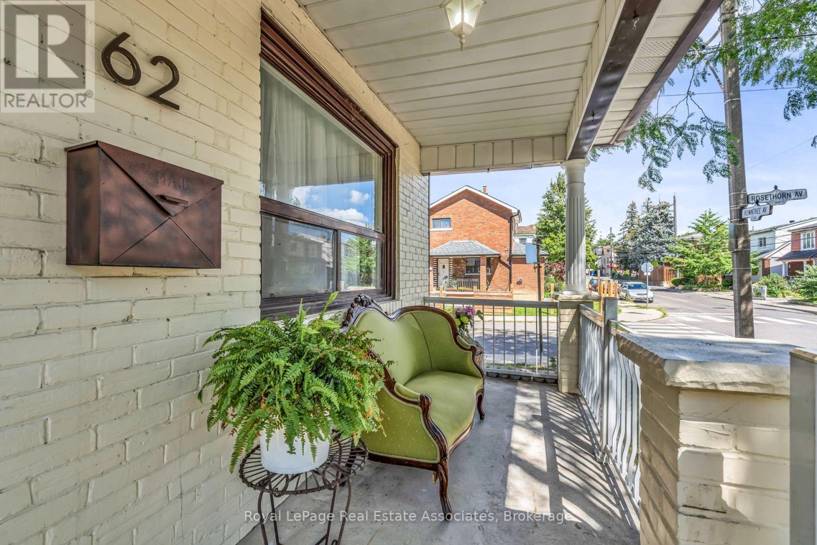 62 ROWNTREE AVENUE - 7