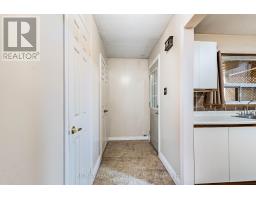 23 Scottsdale Court, Brampton, ON L6W3R8 Photo 9