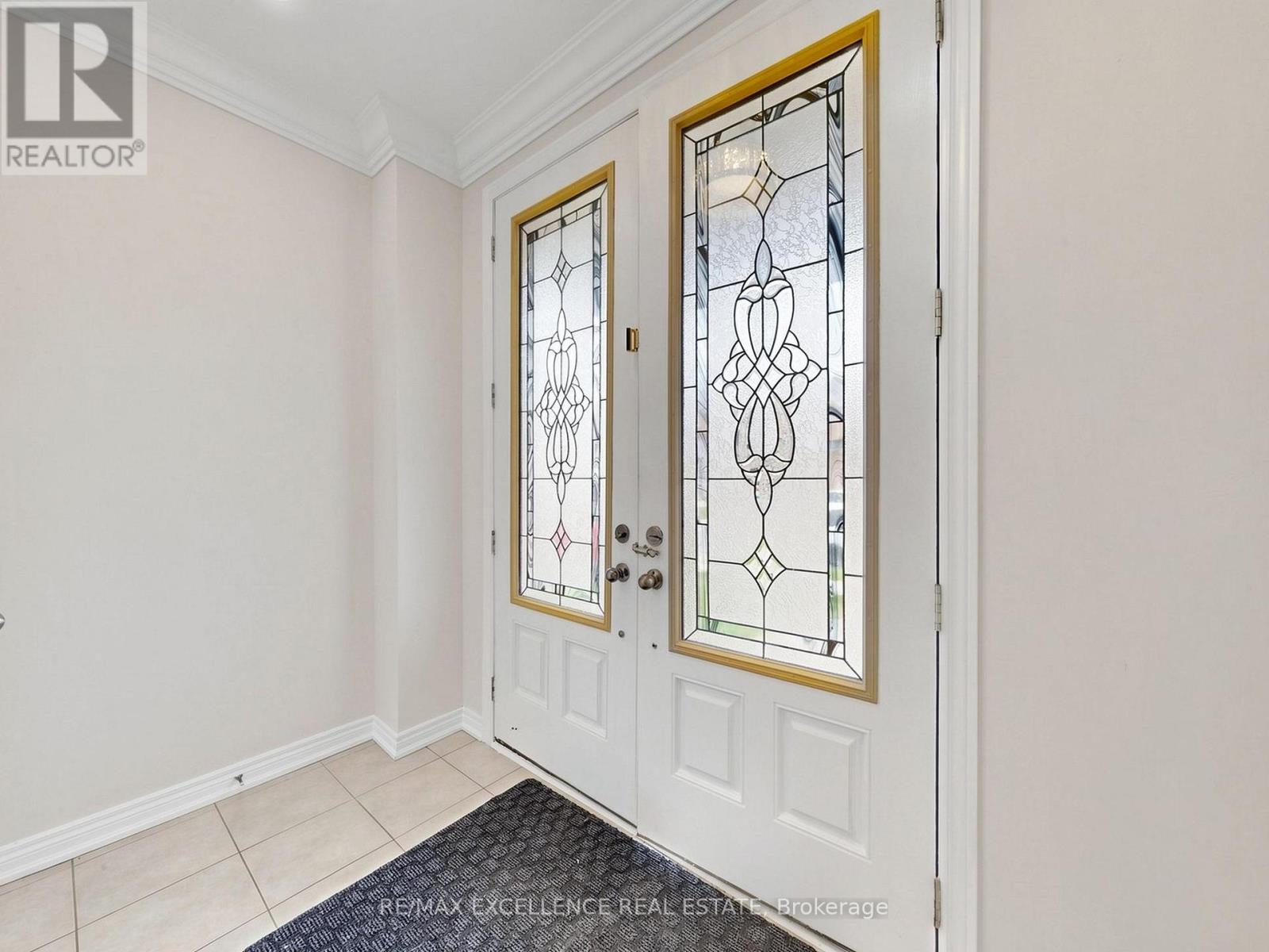 61 CAMPWOOD CRESCENT - 21