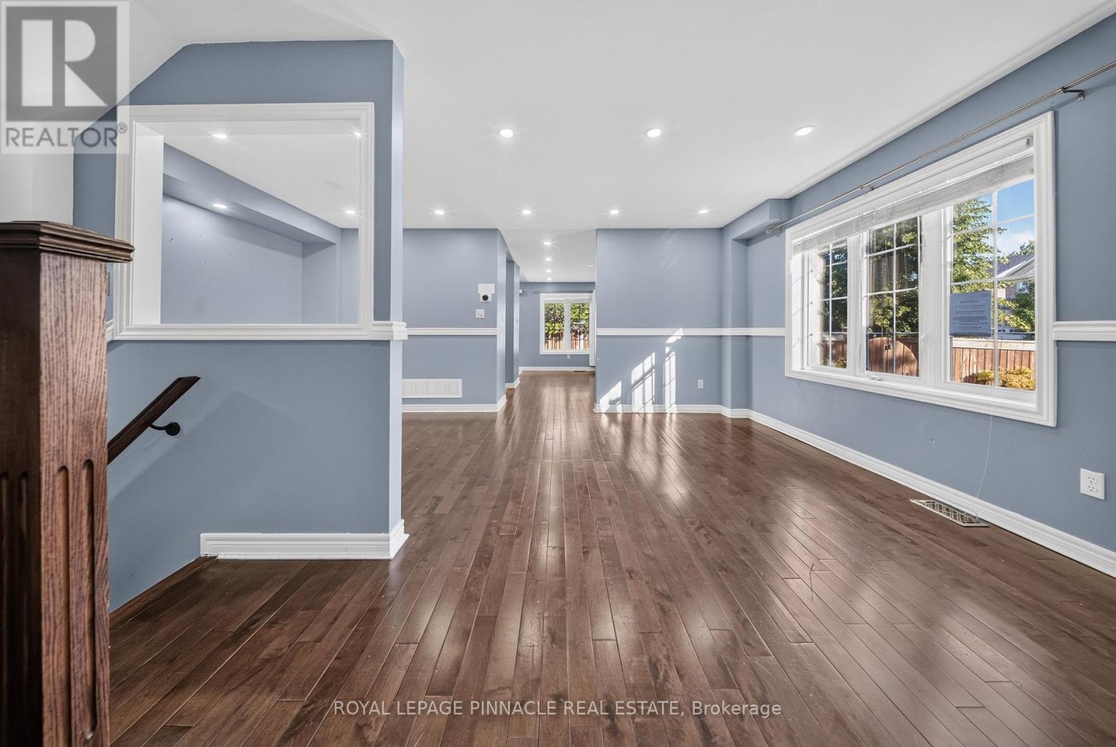 23 PRINCE CRESCENT - 16