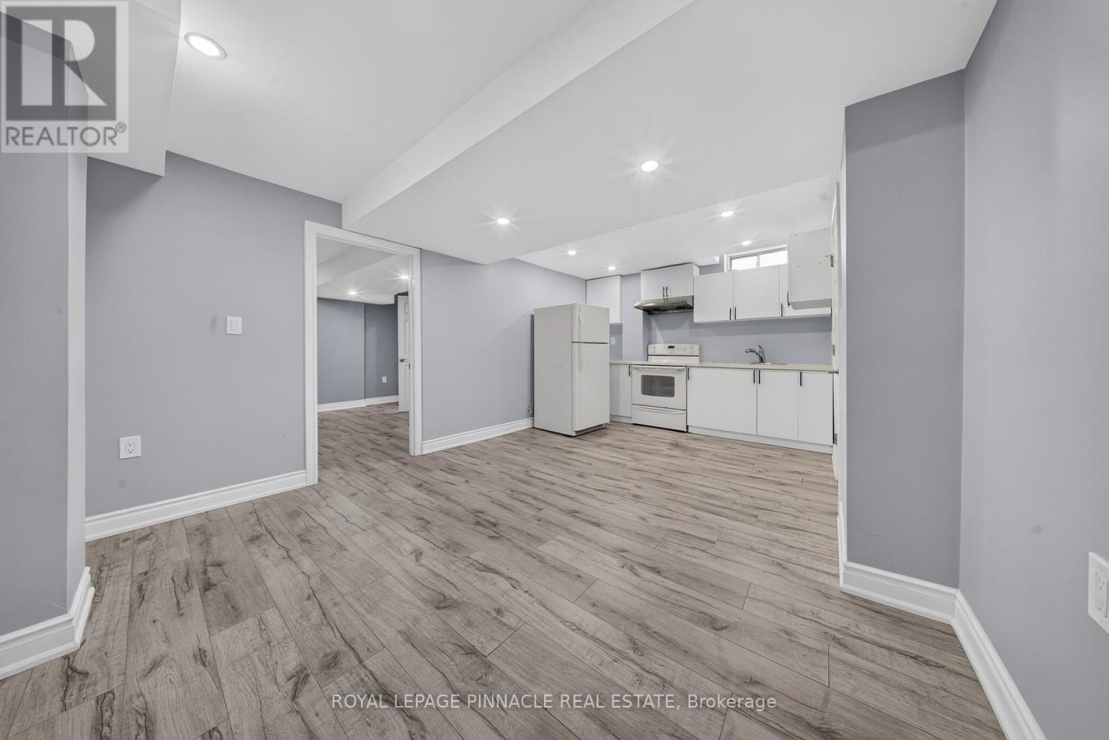 23 PRINCE CRESCENT - Image 43